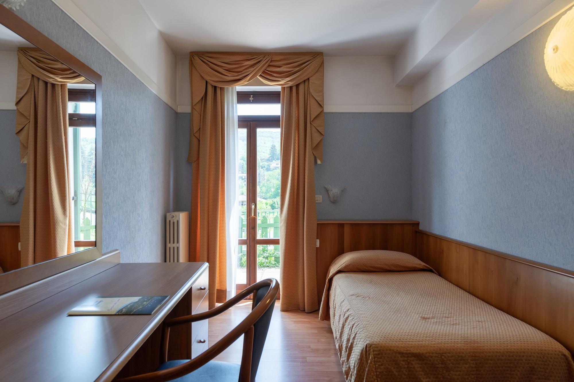 Park Jolanda Hotel