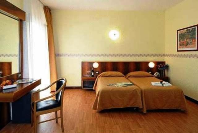 Park Jolanda Hotel
