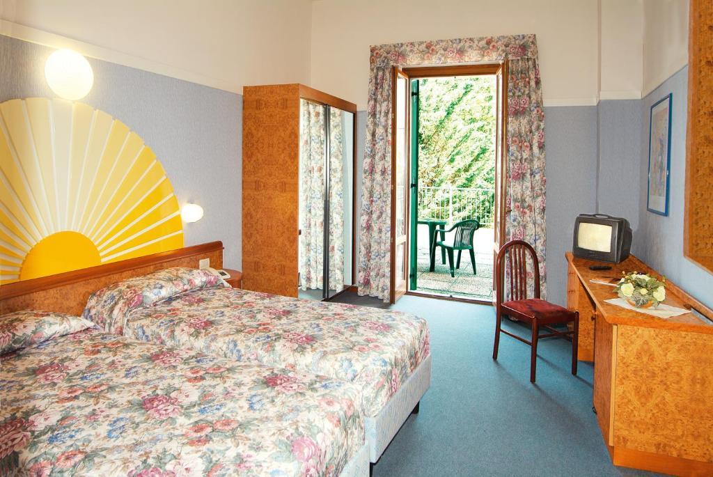 Hotel Park Jolanda 3*
