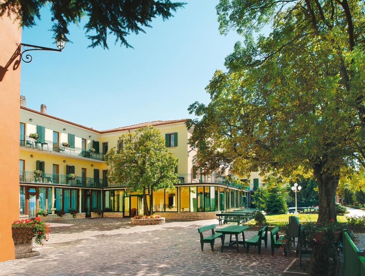 Hotel Park Jolanda 3*